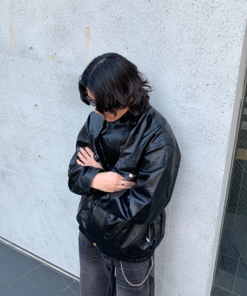 lilful(リルフル)の「オーバーサイズPUレザースタンドネックジャケット(ライダースジャケット・メンズ・ブラック・F)」の13枚目の写真