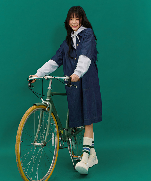 CHASECULT(チェイスカルト)の「女性デニムシャツカラーワンピース - ネイビー(ワンピース・レディース・ネイビー・FRE)」の5枚目の写真