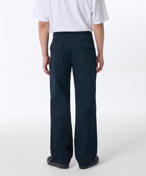 MUSINSA STANDARD（ムシンサスタンダード）の「コットンヘリンボーンレプリカパティグパンツ[ネイビー]（その他パンツ・メンズ・その他・33/34/36/38/40/42/26/27/28/29/30/31/32）」の2枚目の写真