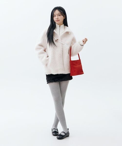 YOUHEE(ユヒ)の「FUR MINI SKIRT BLACK(スカート・レディース・その他・SMALL/MEDIUM)」の4枚目の写真