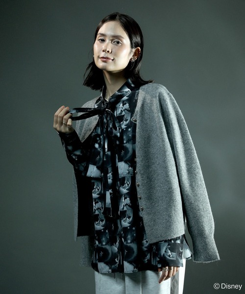 Disney(ディズニー)の「FANTASIA/総柄ボウタイブラウス(シャツ/ブラウス・レディース・ブラック・FREE)」の4枚目の写真