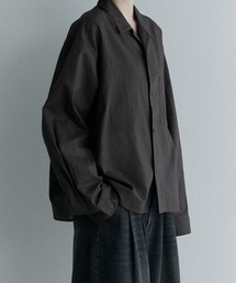 remer（リメール）の「ルーズベーシックコットンリネンシャツ / loose basic cropped shirt - cotton linen（シャツ/ブラウス）」