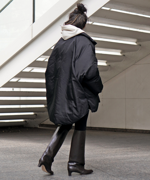 AP STUDIO(エーピーストゥディオ)の「【BERENICE】ブラックオーバーダウンジャケット(ダウンジャケット/コート・レディース・ブラック・FREE)」の3枚目の写真