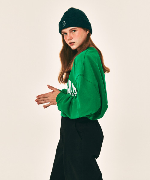VERSE ONE(バースワン)の「ARCH LOGO CREWNECK SWEATSHIRTS GREEN(スウェット・レディース・その他・LARGE/MEDIUM/SMALL)」の6枚目の写真