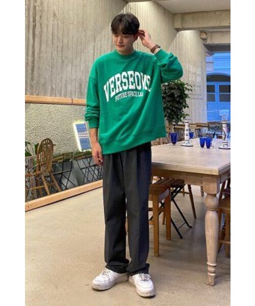VERSE ONE(バースワン)の「ARCH LOGO CREWNECK SWEATSHIRTS GREEN(スウェット・レディース・その他・LARGE/MEDIUM/SMALL)」の12枚目の写真
