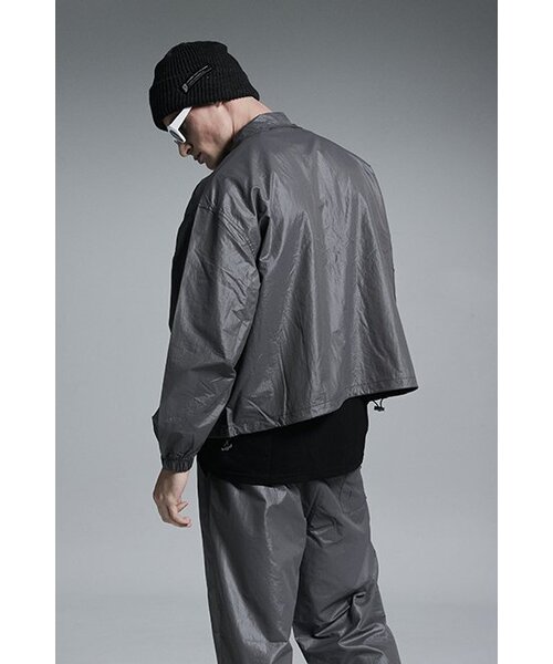 APOSTROPHE COMMA(アポストロフィコンマ)の「ハイグロッシーストリングナイロンワイドパンツ(ダークグレー)(スウェットパンツ・メンズ・その他・SMALL/LARGE/MEDIUM)」の9枚目の写真