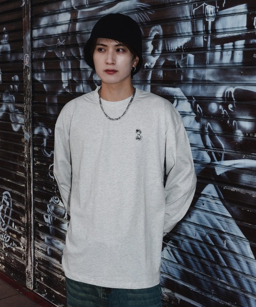 En serio TOKYO(エンソリオトーキョー)の「【SIDEWAYSTANCE】イラストボーイ刺しゅう長袖Tシャツ(Tシャツ/カットソー・メンズ・グレー系その他5/ホワイト系その他5/ブラック系その他5・MEDIUM/LARGE/X-LARGE/SMALL)」の12枚目の写真