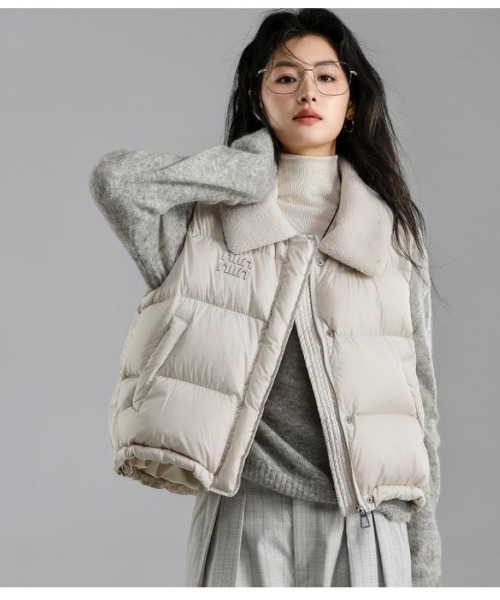 Ritzy(リッツィー)の「ボア切り替え エコダウンベスト(ベスト・レディース・モカ/ベージュ/ブラック・M)」の9枚目の写真