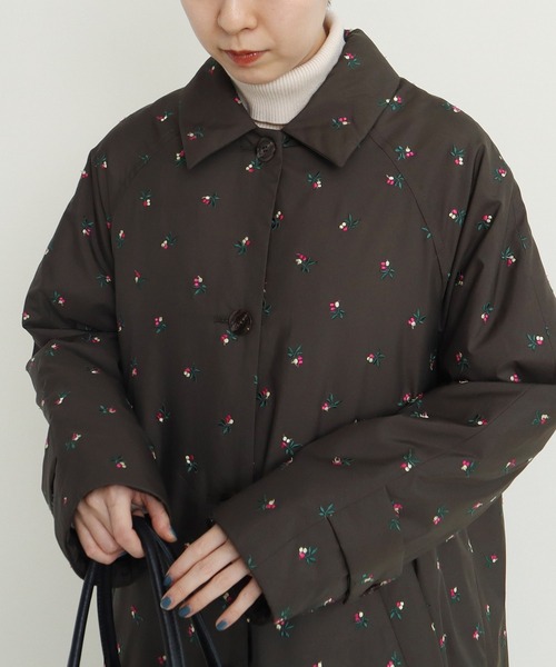 CHILD WOMAN（チャイルドウーマン）の「EVOダウン 小花刺繍ステンコート（ステンカラーコート・レディース・カーキ・FREE）」の16枚目の写真