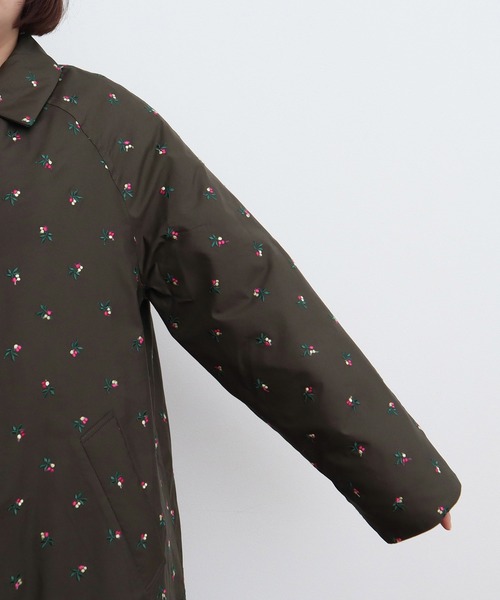 CHILD WOMAN（チャイルドウーマン）の「EVOダウン 小花刺繍ステンコート（ステンカラーコート・レディース・カーキ・FREE）」の10枚目の写真