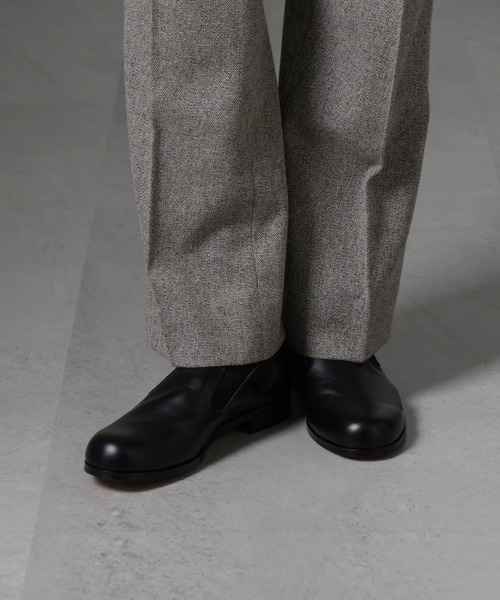 PADRONE(パドローネ)の「PADRONE THE STANDARD LINE/別注 SIDE GORE SHOES/サイドゴアシューズ(ドレスシューズ・メンズ・ブラック・40/42/41)」の2枚目の写真