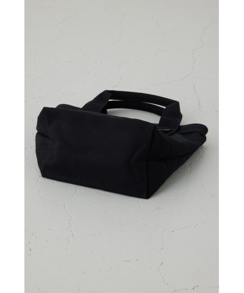 AZUL by moussy(アズールバイマウジー)の「パッチ付きミニトートバッグ【着用画像あり】(トートバッグ・メンズ・ホワイト/ブラック/グレー・FREE)」の21枚目の写真