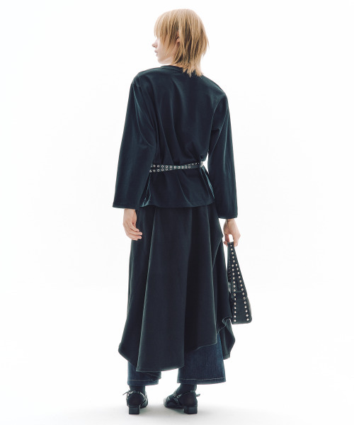 TRIPSHOP（トリップショップ）の「トリップピアスロングスリーブ（Tシャツ/カットソー・レディース・ブラック・SMALL/MEDIUM）」の4枚目の写真