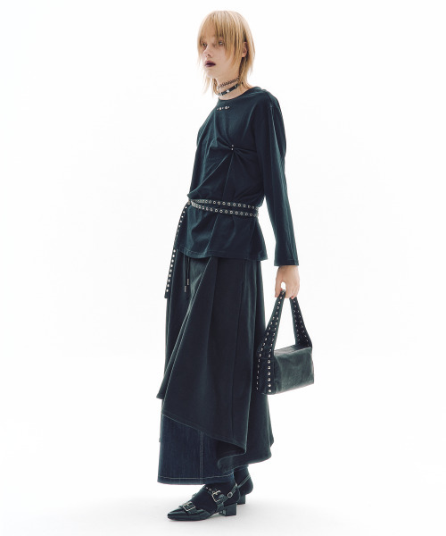 TRIPSHOP（トリップショップ）の「トリップピアスロングスリーブ（Tシャツ/カットソー・レディース・ブラック・SMALL/MEDIUM）」の5枚目の写真