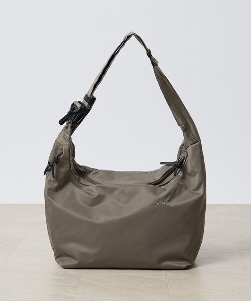 ABAHOUSE(アバハウス)の「【DsBk / ディーエスビーケー】 REGISTER SLING L /スリングバッグ /ユニセックス 【WEB限定】(バックパック/リュック・メンズ・グレー/ブラック/カーキ/ネイビー・フリー)」の16枚目の写真