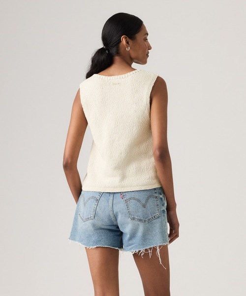 Levi's（リーバイス）の「Levi's/リーバイス HELEN ミニブークレ ベスト（ベスト・レディース・ホワイト・XS/S/M）」の3枚目の写真