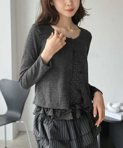 Jewelobe(ジュエローブ)の「ショートカーディガン×ドットフリルキャミソールアンサンブル(カーディガン/ボレロ・レディース・ブラック/アイボリー・FREE)」の22枚目の写真