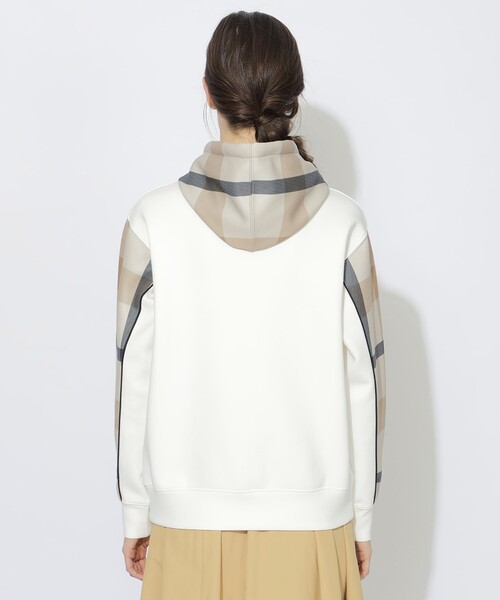 CB CRESTBRIDGE（シービークレストブリッジ）の「パーシャルチェック切替フーディー（パーカー・レディース・オフホワイト/ブラック・3/2/1）」の15枚目の写真