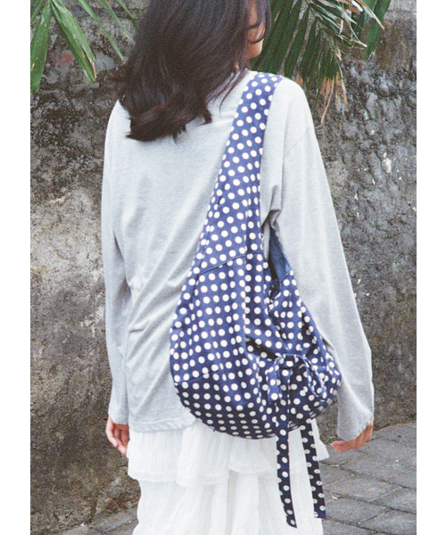 リバーシブルボウキャンバスバッグ - ドットネイビー