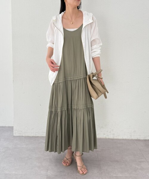 LOUNGEDRESS(ラウンジドレス)の「シアーZIPパーカー(パーカー・レディース・オフホワイト/ベージュ/ブラック・FREE)」の14枚目の写真