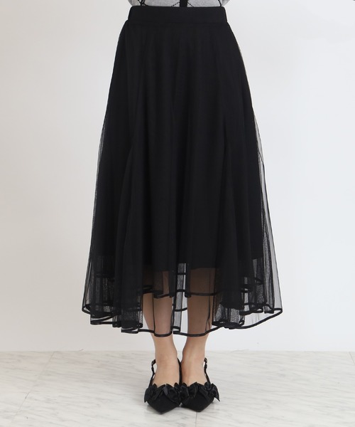 ASTORIA ODIER（アストリアオディール）の「裾パイピングチュールスカート（スカート・レディース・アイボリー/ブラック・MEDIUM）」の13枚目の写真