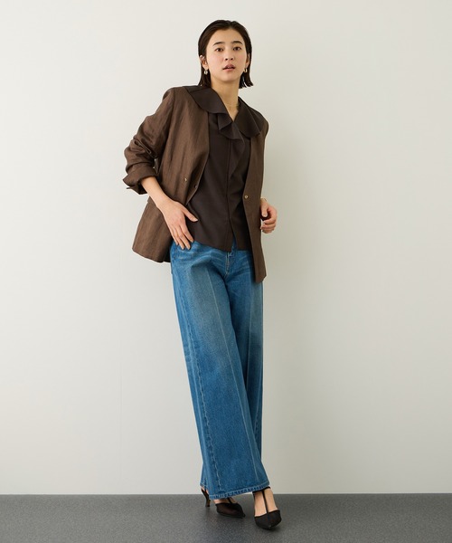 ROPE'（ロペ）の「リネンライクフリルカラーブラウス/イージーケア・セットアップ対応（シャツ/ブラウス・レディース・ダークブラウン/ベージュ・38）」の6枚目の写真