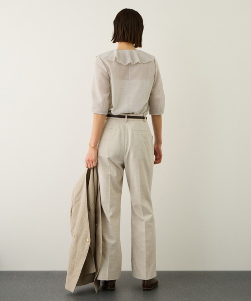 ROPE'（ロペ）の「リネンライクフリルカラーブラウス/イージーケア・セットアップ対応（シャツ/ブラウス・レディース・ダークブラウン/ベージュ・38）」の13枚目の写真