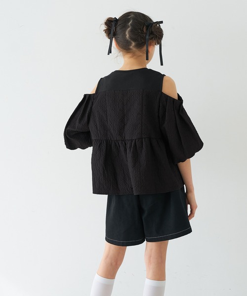 coca(coca)(コカ)の「【WEB限定セール】キッズ 肩あきジャカードブラウス(シャツ/ブラウス・キッズ・ブラック/アイボリー・150/140/130/120)」の15枚目の写真
