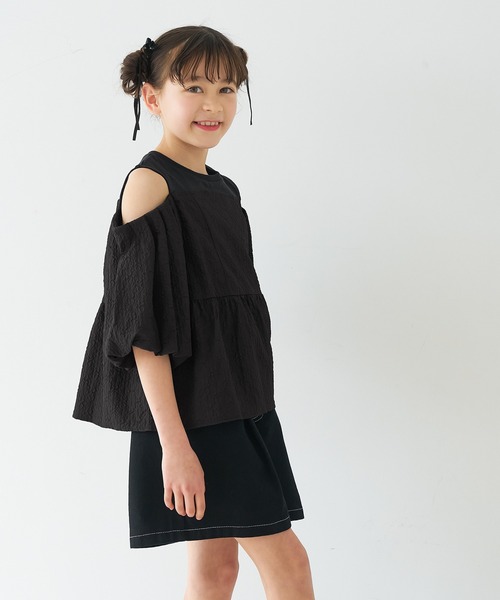 coca(coca)(コカ)の「【WEB限定セール】キッズ 肩あきジャカードブラウス(シャツ/ブラウス・キッズ・ブラック/アイボリー・150/140/130/120)」の17枚目の写真