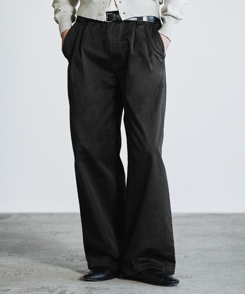 WYM LIDNM（ウィム バイ リドム）の「GABA WIDE PIGMENT DYED 2TUCK TROUSERS（その他パンツ・メンズ・ライトグレー/ブラック系/グレイッシュベージュ・L/M/S）」の4枚目の写真
