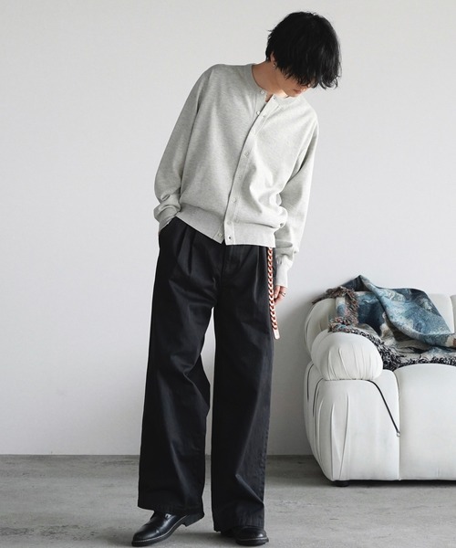 WYM LIDNM（ウィム バイ リドム）の「GABA WIDE PIGMENT DYED 2TUCK TROUSERS（その他パンツ・メンズ・ライトグレー/ブラック系/グレイッシュベージュ・L/M/S）」の22枚目の写真