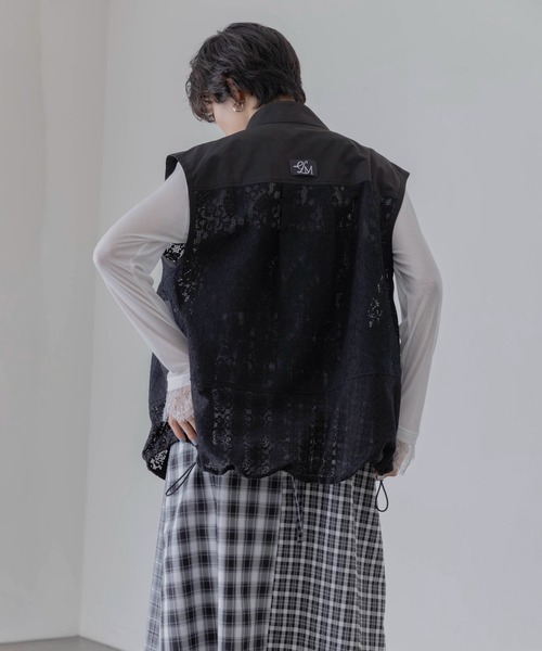 Eimee Law（エイミーロウ）の「メッシュレーススタンドカラージレ（ベスト・レディース・ブラック/アイボリー・FREE）」の15枚目の写真