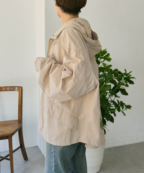 ear PAPILLONNER(イアパピヨネ)の「Kendai×SUM1 STYLE別注マンパ【SUM1 STYLE】(その他アウター・レディース・ブルー/ベージュ・FREE)」の8枚目の写真