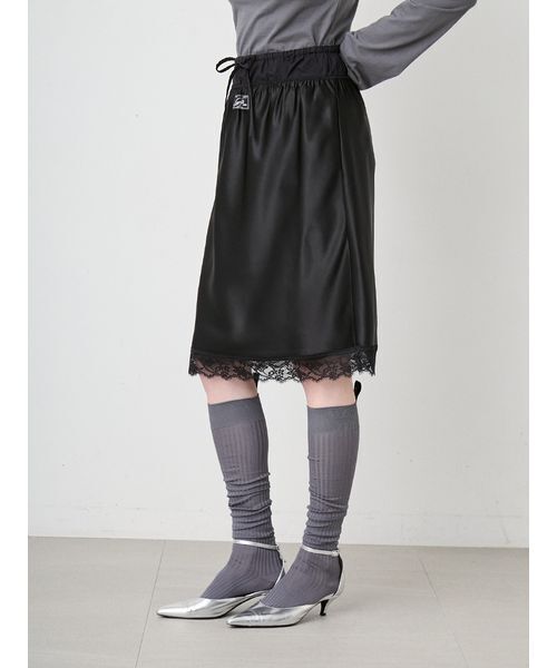SORIN(ソリン )の「Satin Layered Midi Skirt/サテン レイヤードミディスカート(スカート・レディース・ホワイト/ライトピンク/ブラック・38)」の11枚目の写真