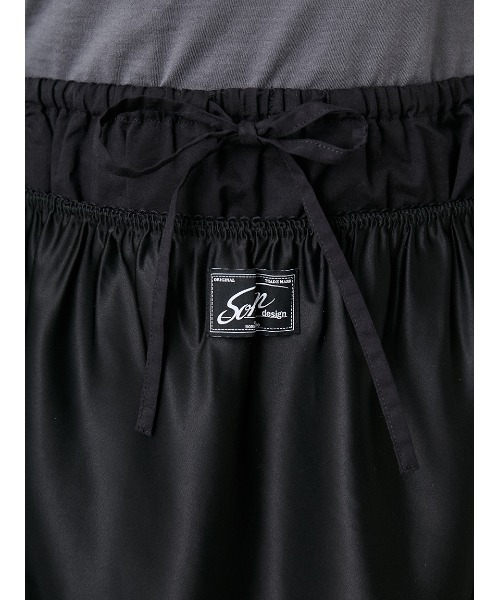 SORIN(ソリン )の「Satin Layered Midi Skirt/サテン レイヤードミディスカート(スカート・レディース・ホワイト/ライトピンク/ブラック・38)」の20枚目の写真
