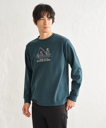 ポンチ刺繍ロンT