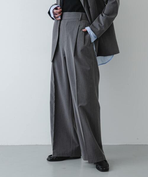 SENSE OF PLACE by URBAN RESEARCH（センスオブプレイスバイアーバンリサーチ）の「『XS,TALLサイズ/WEB限定』『イージーケア』ワイドイージーパンツ（スラックス・レディース・ブラック/ベージュ系その他/グレー・TALL/SMALL/MEDIUM/LARGE/X-SMALL）」の2枚目の写真