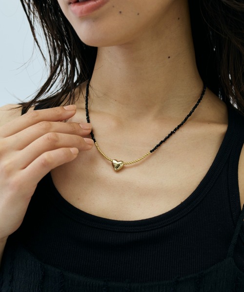 DRWCYS(ドロシーズ)の「ハートビーズネックレス(ネックレス・レディース・ブラック/ホワイト・FREE)」の7枚目の写真