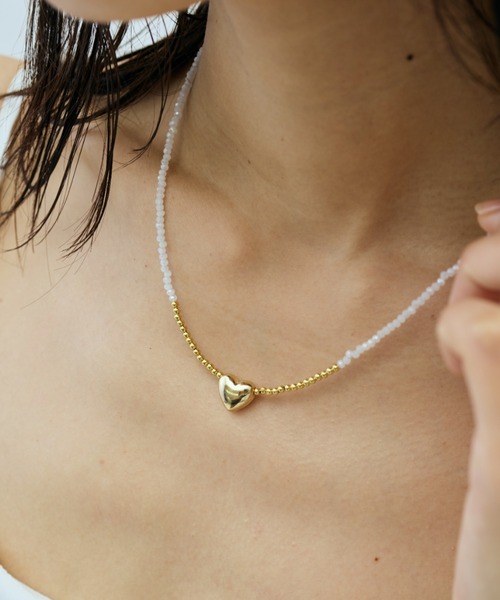 DRWCYS(ドロシーズ)の「ハートビーズネックレス(ネックレス・レディース・ブラック/ホワイト・FREE)」の5枚目の写真