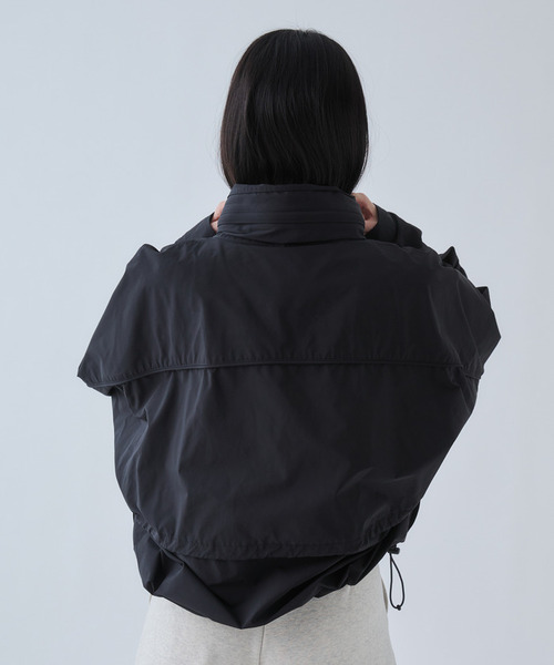 LeSportsac(レスポートサック)の「メモリータフタブルゾン(その他アウター・レディース・グリーン/ネイビー/ブラック・MEDIUM/SMALL)」の6枚目の写真