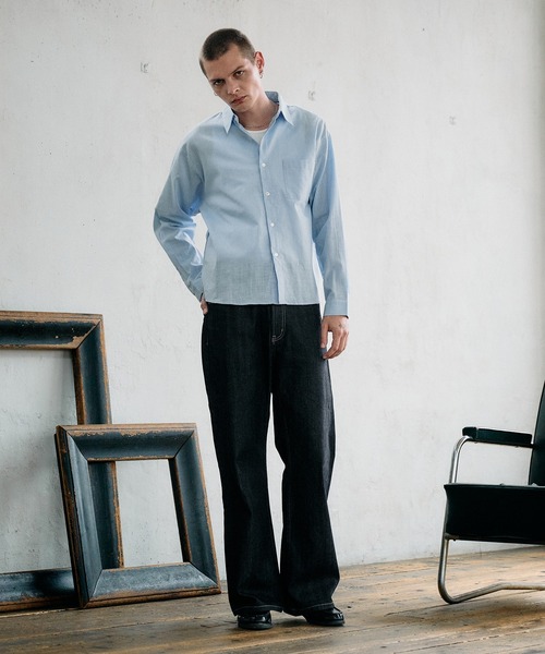 Regen Glanz(レーゲングランツ)の「textured urban cropped shirt / テクスチャーアーバンクロップドシャツ(シャツ/ブラウス・メンズ・グレイッシュベージュ/ブルー/スモークピンク・SMALL/LARGE/MEDIUM)」の19枚目の写真