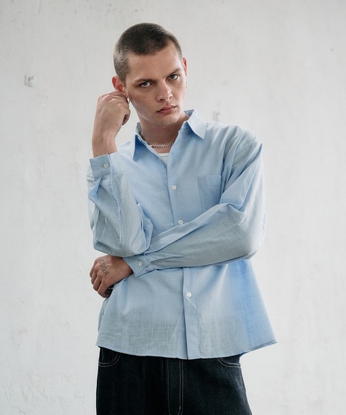 Regen Glanz(レーゲングランツ)の「textured urban cropped shirt / テクスチャーアーバンクロップドシャツ(シャツ/ブラウス・メンズ・グレイッシュベージュ/ブルー/スモークピンク・SMALL/LARGE/MEDIUM)」の16枚目の写真
