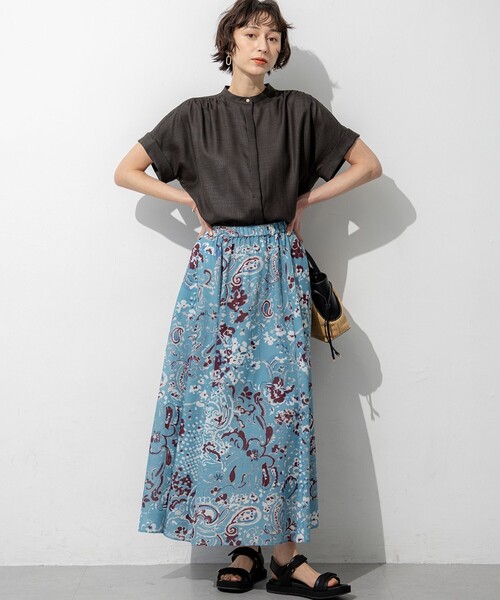 23区(ニジュウサンク)の「Ericaランダムペイズリープリント フレアスカート(スカート・レディース・ブルー系5・38)」の4枚目の写真
