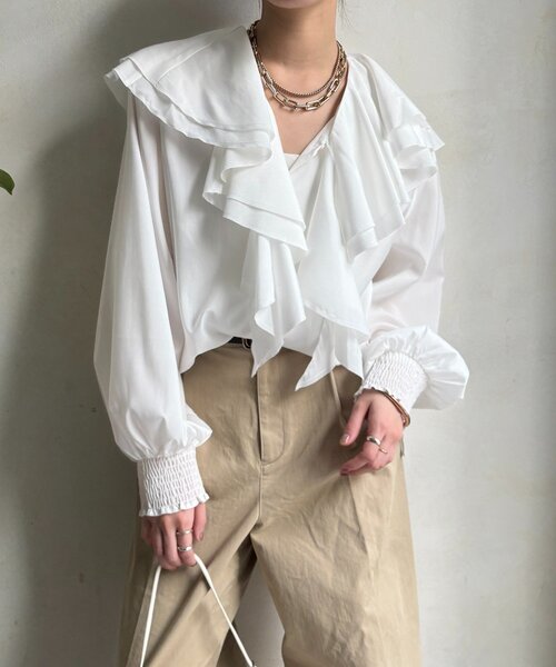 DouDou(ドゥドゥ)の「ラッフルブラウス(シャツ/ブラウス・レディース・イエロー/ホワイト・FREE)」の1枚目の写真