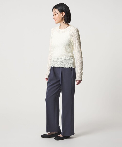 A DAY IN THE LIFE UNITED ARROWS(アデイインザライフユナイテッドアローズ)の「フラワーレース コンパクト プルオーバー <A DAY IN THE LIFE>(Tシャツ/カットソー・レディース・ダークグレー/オフホワイト・FREE)」の5枚目の写真