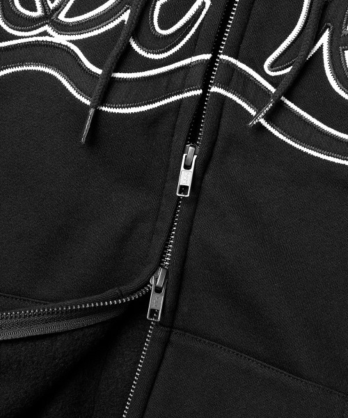 YESEYESEE(イエスアイシー)の「Y.E.S Snail Logo Zip-up Hoodie(パーカー・メンズ・ブラック/ダークブラウン・XL/L/M/S)」の6枚目の写真