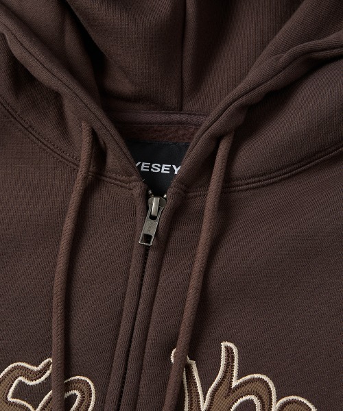 YESEYESEE(イエスアイシー)の「Y.E.S Snail Logo Zip-up Hoodie(パーカー・メンズ・ブラック/ダークブラウン・XL/L/M/S)」の13枚目の写真