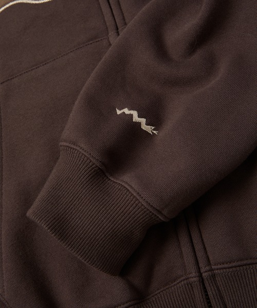 YESEYESEE(イエスアイシー)の「Y.E.S Snail Logo Zip-up Hoodie(パーカー・メンズ・ブラック/ダークブラウン・XL/L/M/S)」の16枚目の写真