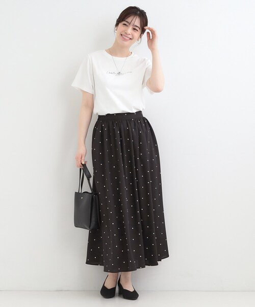 SHOO・LA・RUE（シューラルー）の「【綿100%/プチプラ/S-LL】カジュアルすぎない フェミニンプリントTシャツ（Tシャツ/カットソー・レディース・チャコールグレー/ホワイト系1/ホワイト系2/ピンク系1・01/02/03/04）」の15枚目の写真