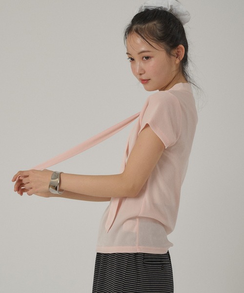 MUHET(ミュエータ)の「sheer velours front tie design top / シアーベロアフロントタイデザイントップス(Tシャツ/カットソー・レディース・ネイビー/ピンク/ブラウン・FREE)」の22枚目の写真